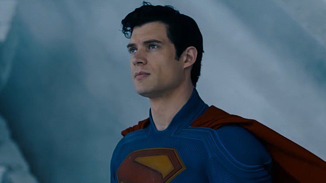 Bilheteria de Superman: Projeções Animadoras Enfrentam Desafio de Jurassic World Rebirth