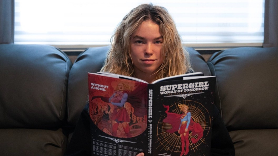Vazamento Chocante Revela Primeiro Olhar de Milly Alcock Como Supergirl no DCU